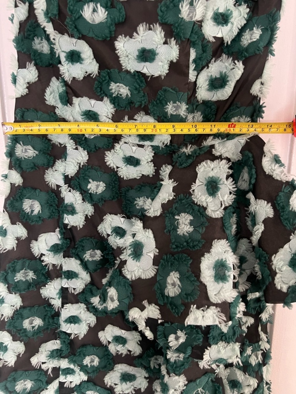 Elliatt Green Floral halter maxi dress SIZE MEDIUM. - Picture 7 of 8